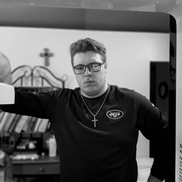 Meet your Posher, Luke - Picture 2 of 2